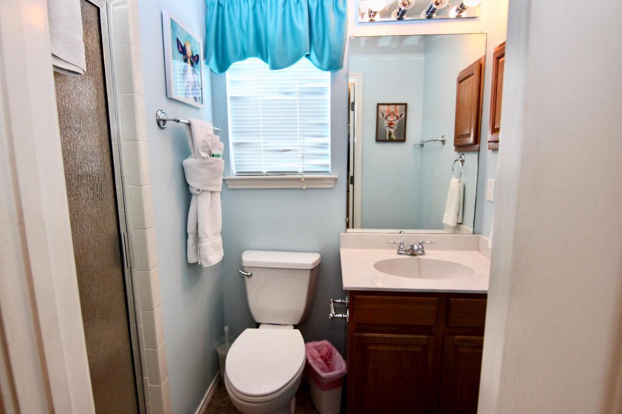 Waterwheel Retreat Apartment Ню Браунфелс Екстериор снимка